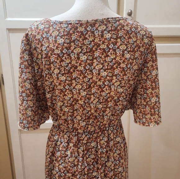 SHEIN Women's Ditsy Floral Print Ruffle Hem Dress NWT - Picture 12 of 15